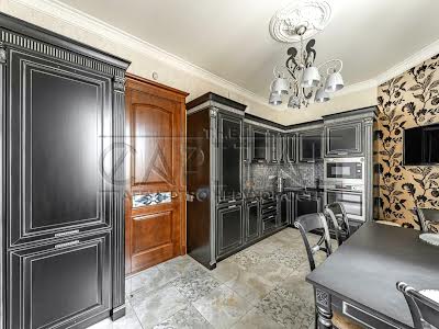 квартира за адресою Дмитрівська вул., 80