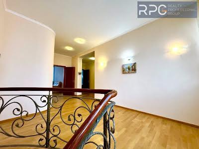 квартира за адресою Старонаводницька вул., 13