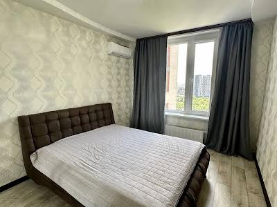 квартира за адресою Дніпровська набережна вул., 16г