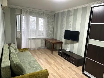 квартира по адресу Киев, Озёрная ул., 6