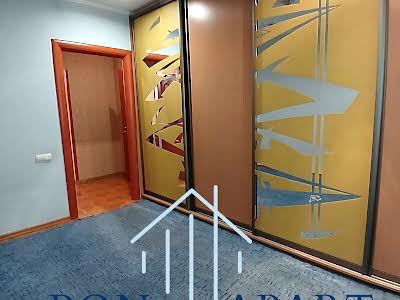 квартира за адресою Анни Ахматової вул., 43