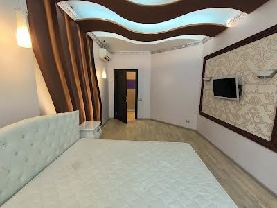 квартира за адресою Андрія Верхогляда вул. (Михайла Драгомирова), 3