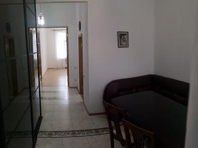 квартира за адресою Банкова вул., 3