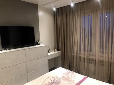 квартира за адресою Урлівська вул., 20