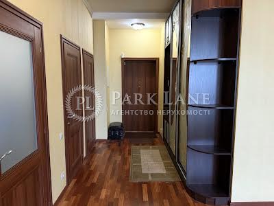 квартира за адресою Старонаводницька вул., 6-Б