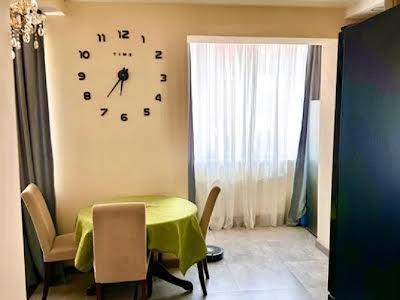 квартира за адресою Подільська вул., 1