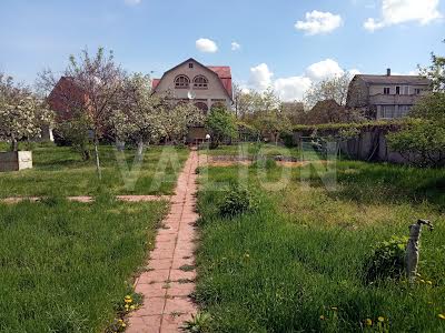 ділянка за адресою Центральна вул., 13