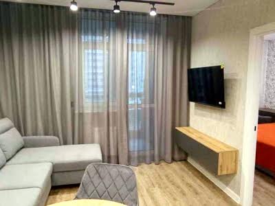 квартира по адресу Ревуцкого ул., 40Б