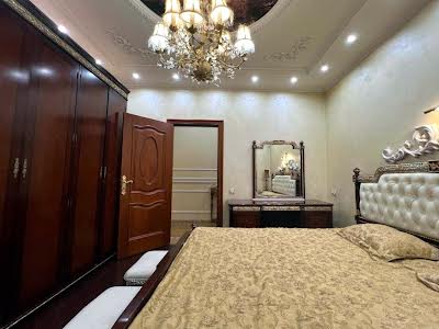 квартира за адресою Київ, Кропивницького вул., 8