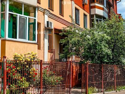квартира за адресою Ньютона вул., 8 А