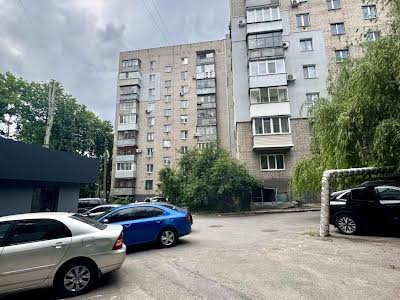 квартира по адресу Героев Крут ул. (Фурманова), 14
