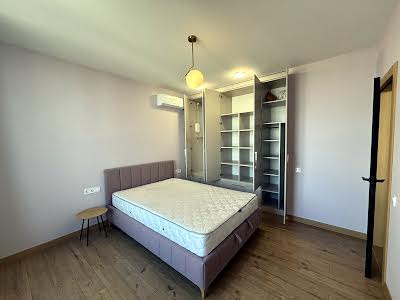 квартира за адресою Митрополита Василя Липківського вул. (Урицького), 38