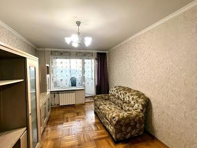 квартира по адресу Голосеевский просп. (40-летия Октября), 15-А