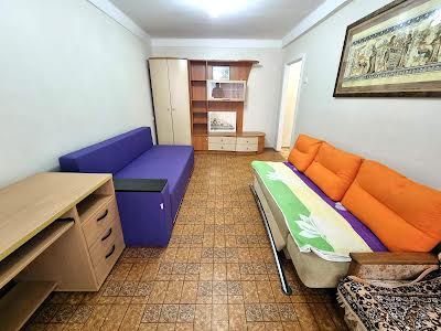 квартира за адресою Романа Ратушного вул. (Волгоградська), 39