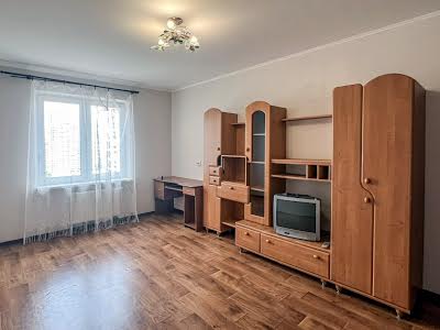 квартира за адресою Сергія Данченка вул., 1