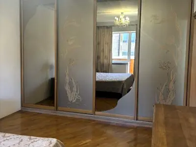 квартира за адресою Київ, Юрківська вул., 28