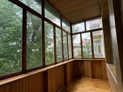 квартира за адресою Обсерваторна вул., 10