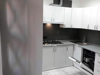 квартира за адресою Амосова, 12