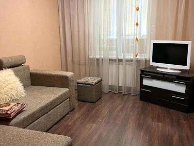 квартира за адресою Анни Ахматової вул., 14-Б