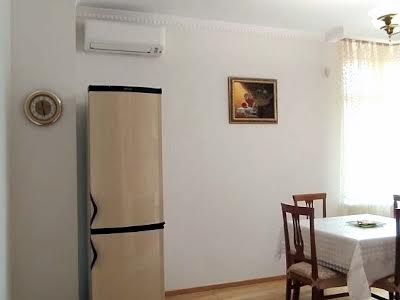 квартира по адресу Кловский спуск, 5