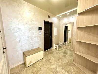 квартира за адресою Воскресенська вул., 14б