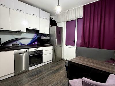 квартира за адресою Бориса Гмирі вул., 18