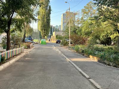 квартира за адресою Митрополита Андрея Шептицького вул. (Анатолія Луначарського), 3а
