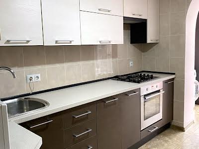квартира за адресою Волошкова вул., 6