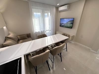 квартира за адресою Золотоустівська вул., 25