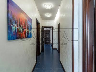 квартира по адресу Андрея Верхогляда ул. (Михайла Драгомирова), 16