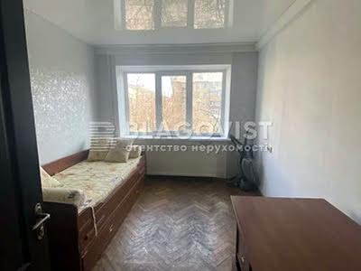 квартира за адресою Привокзальна вул., 8