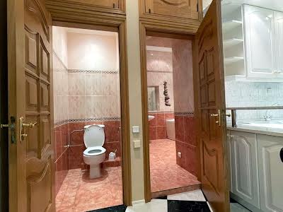 квартира за адресою Обсерваторна вул., 10