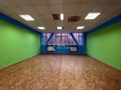комерційна за адресою Біличанська вул., 44а