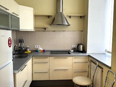 квартира по адресу Бассейная ул., 12