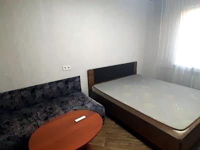квартира за адресою Академіка Доброхотова вул., 17
