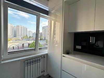 квартира за адресою Юнацька вул., 2
