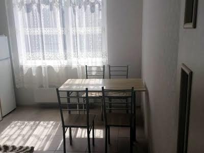 квартира за адресою Київ, Райдужна вул., 58
