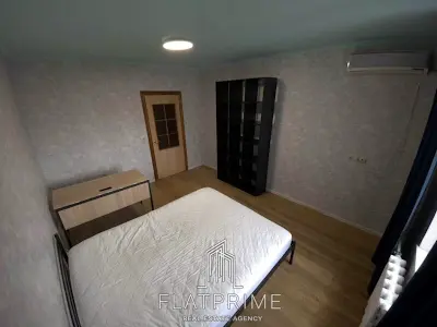 квартира за адресою Драгоманова вул., 12-А