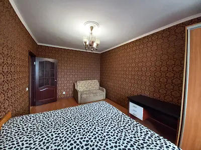 квартира по адресу Олега Мудрака ул. (Генерала Наумова), 66