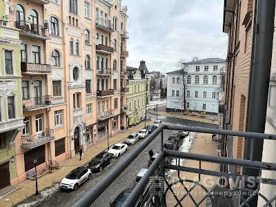 квартира за адресою Андріївський узвіз, 3