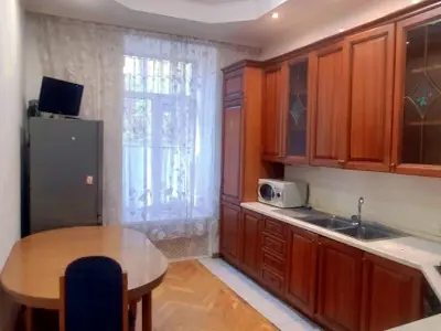 квартира по адресу Киев, Олеся Гончара ул., 32-Б