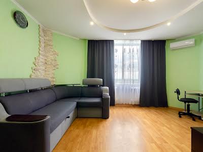 квартира по адресу Миколы Бажана просп., 12