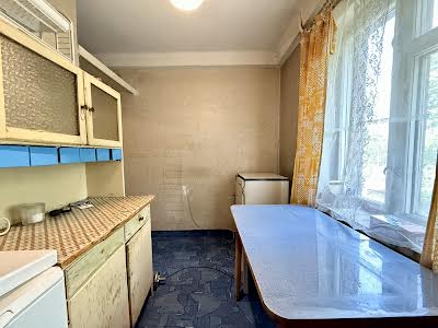квартира за адресою Олександра Довженка вул., 8
