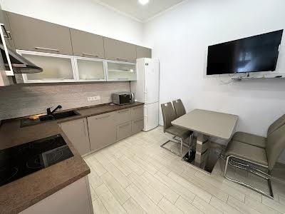 квартира по адресу Кловский спуск, 7