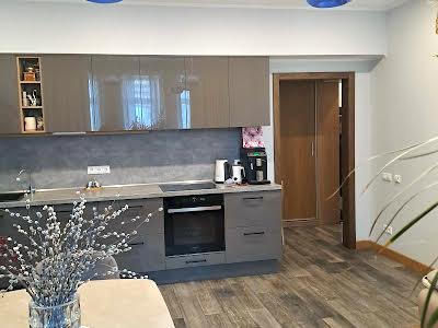 квартира за адресою Дмитрівська вул., 56а