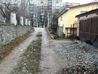 участок по адресу Провулок Малий