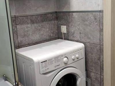квартира по адресу Соломии Крушельницкой ул., 13