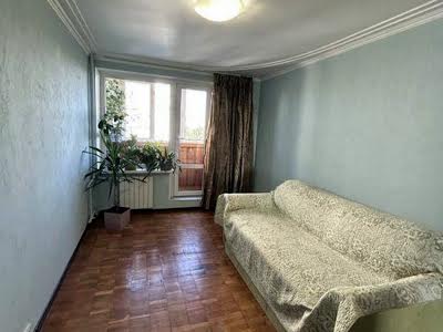 квартира за адресою Миколи Ушакова вул., 4