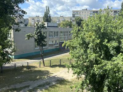 квартира за адресою Братиславська вул., 20-А