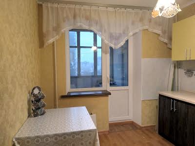квартира за адресою Миколи Закревського вул., 85-Б